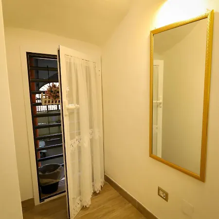 Casa Diaz Alojamento de Acomodação e Pequeno-almoço Nápoles